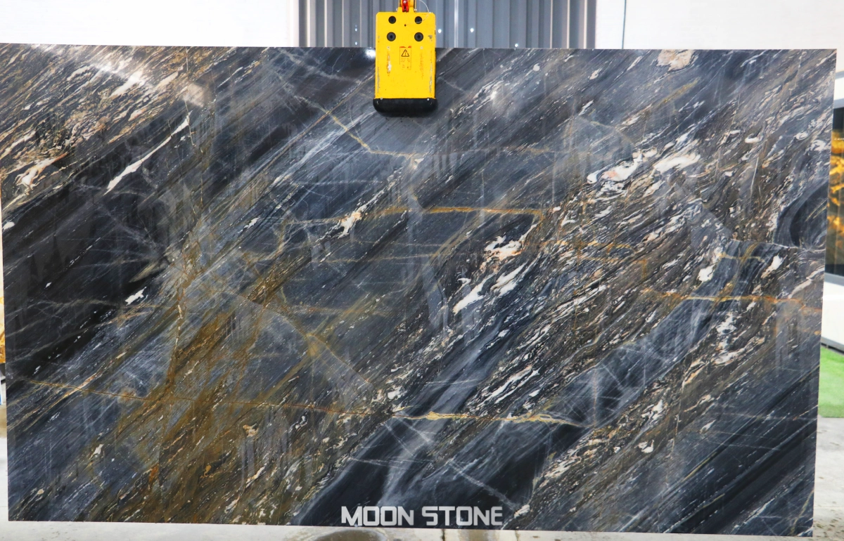 Nila Crystal Marble